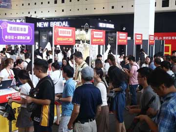 保定家博会现场图之二